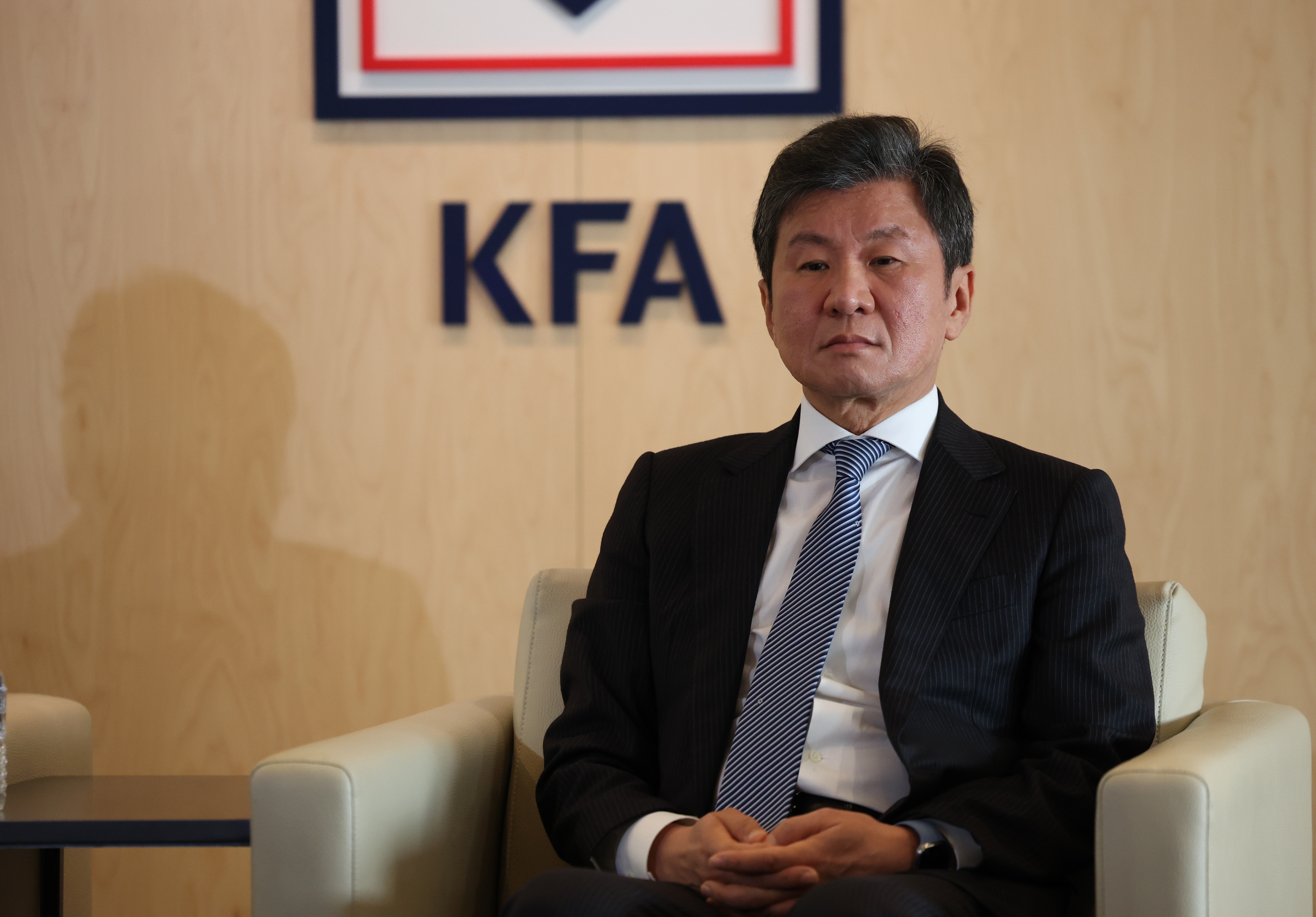 爱游戏娱乐-韩媒：韩国文体部向韩国足协发信函，要求处分足协主席郑梦奎